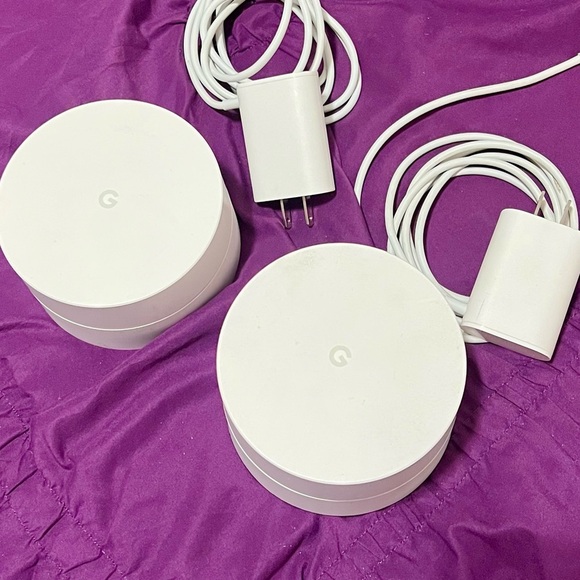 Google WiFi Dual Unit in White - Picture 2 of 3